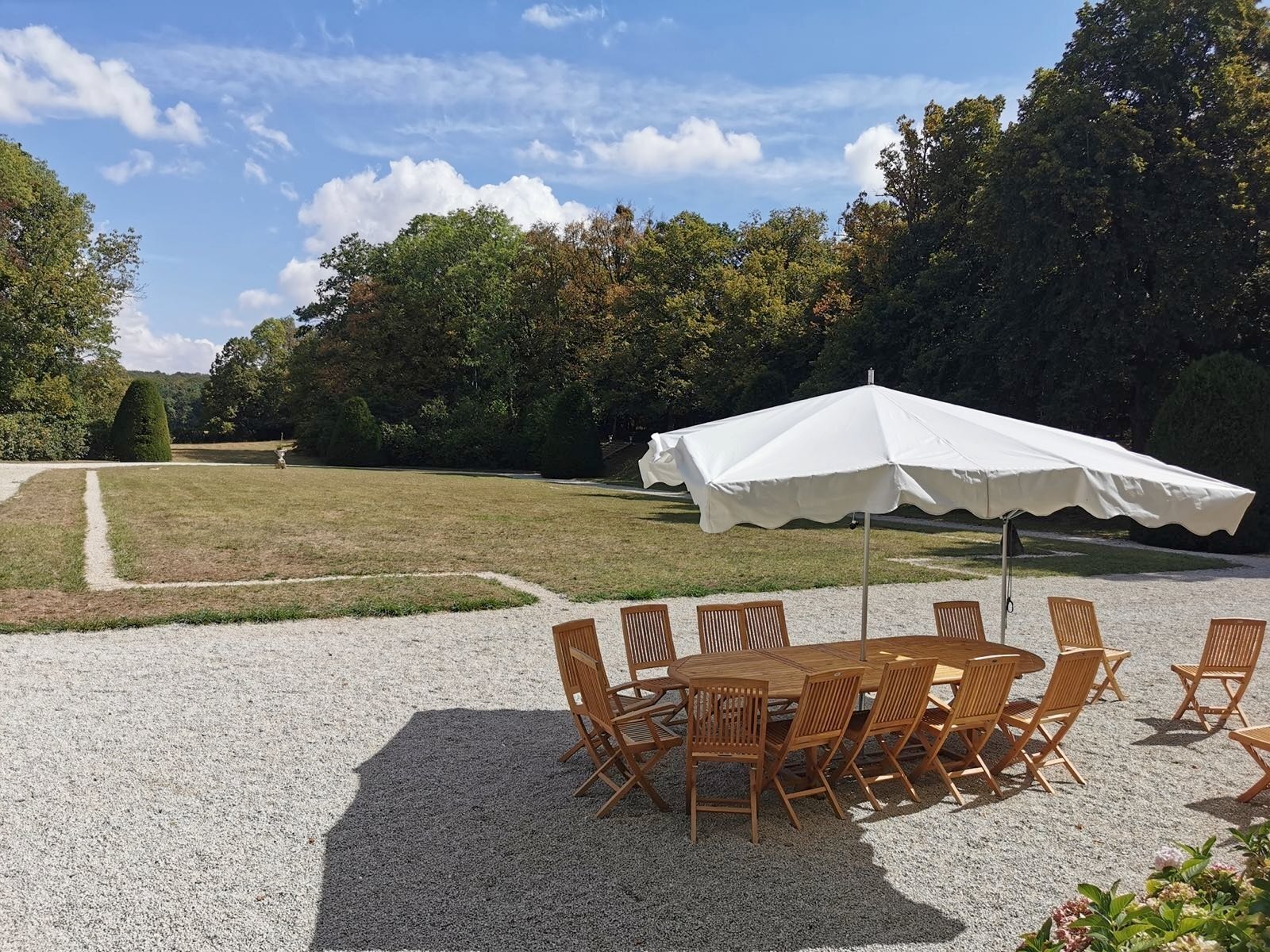 bourgogne franche comte chateau des barres versailles yonne parc