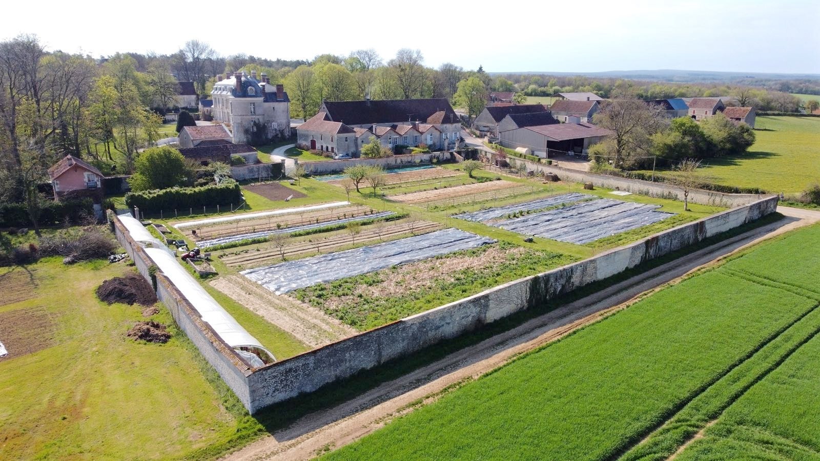 bourgogne franche comte jardin potager chateau des barres