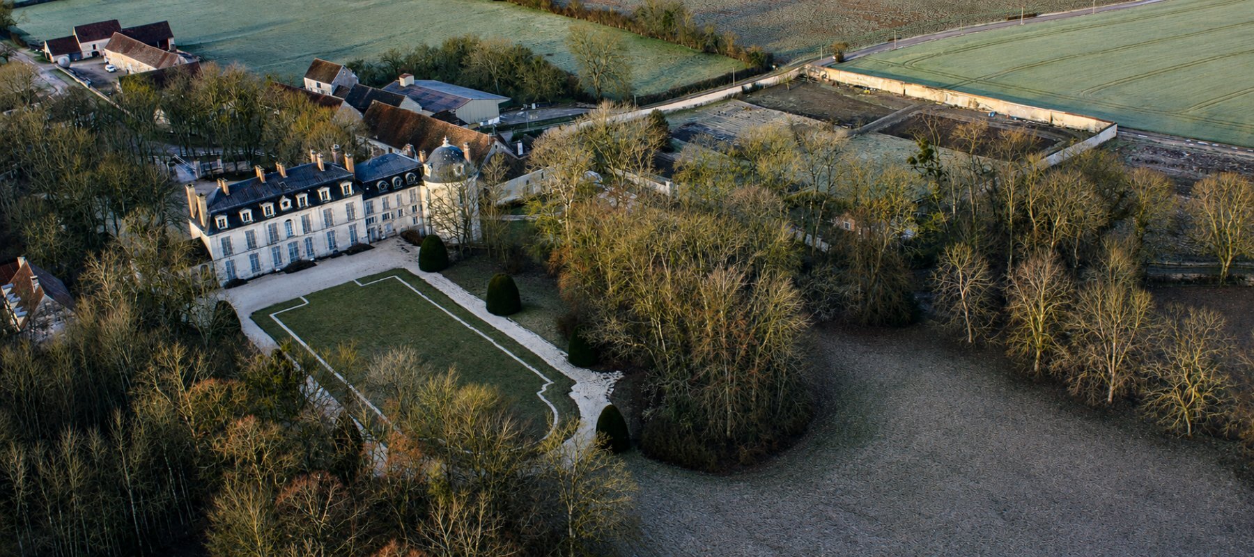 chateau des barres yonne vue aerinne